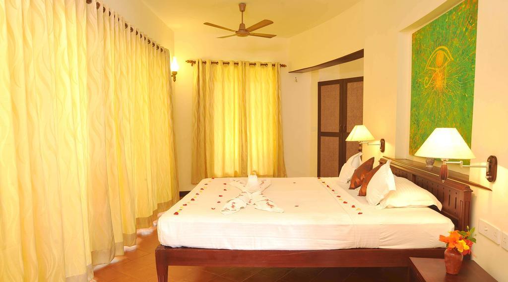 Ananda Lakshmi Ayurveda Retreat Hotel Chowara Exterior photo